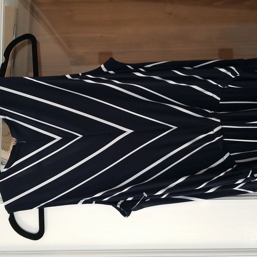 CHICO'S Tencil Wide Legged Jumpsuit Navy Size 0 - Picture 6 of 6